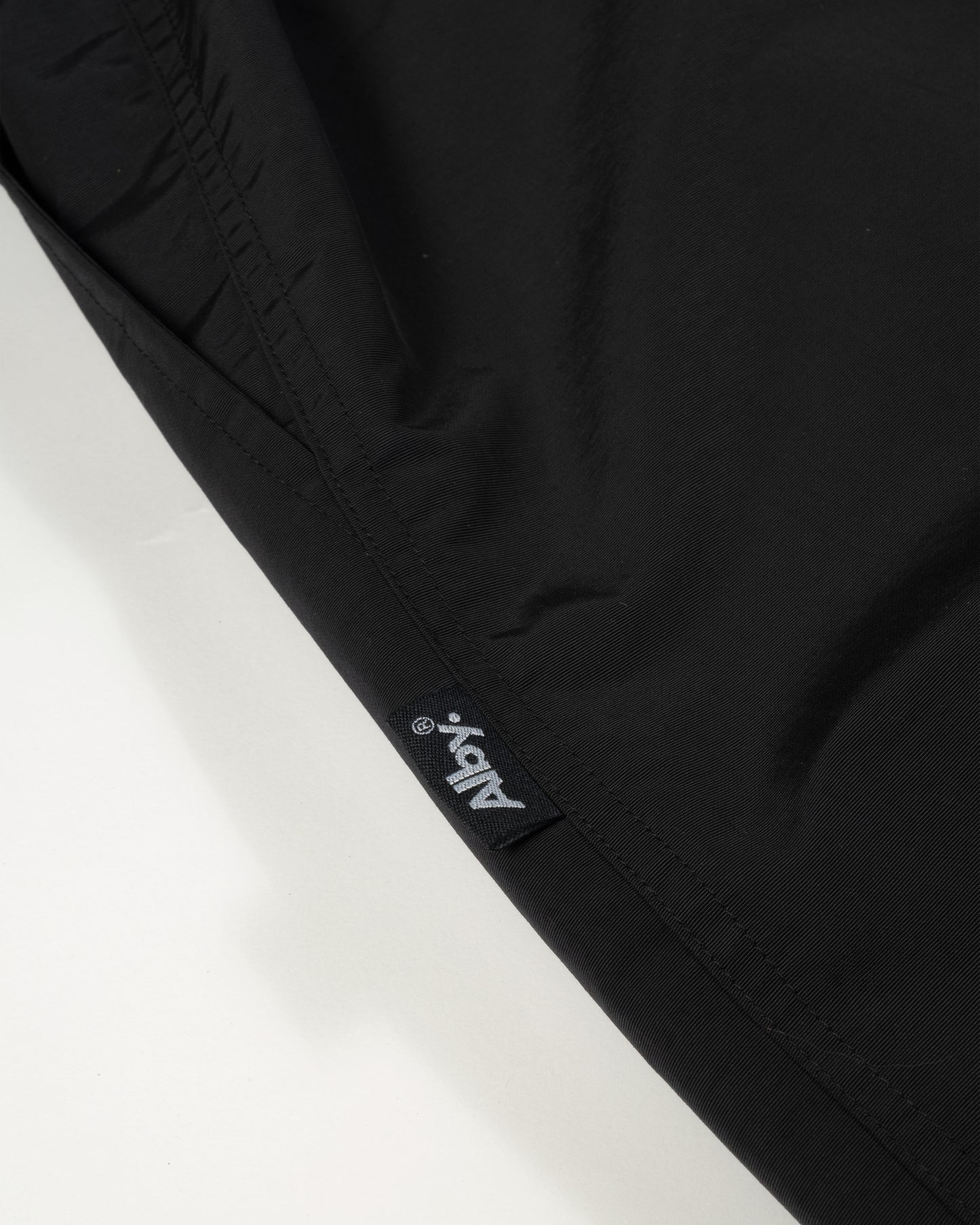 Yagai Nylon Baggy Balloon Pants – Lightweight Outdoor Utility