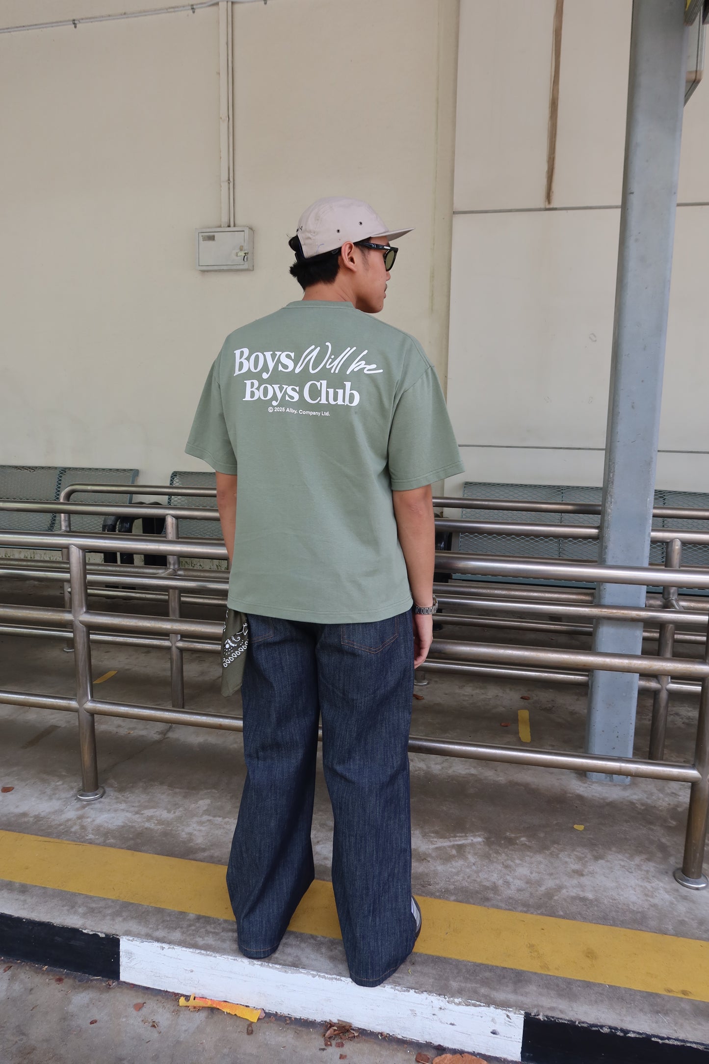 Boys Club - Boxy Oversized T-shirt